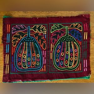 Panama Guna (Kuna) Mola Appliqué Embroidery Art